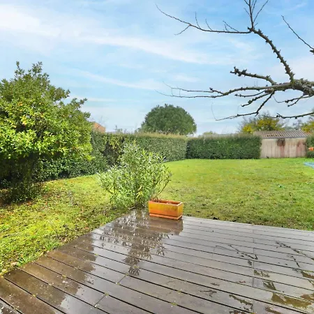 Les Deux Muriers By Interhome Saint-Pierre-d'Oleron