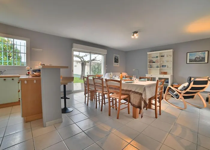 Les Deux Muriers By Interhome Saint-Pierre-d'Oleron