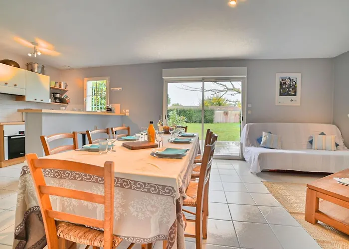 Les Deux Muriers By Interhome *